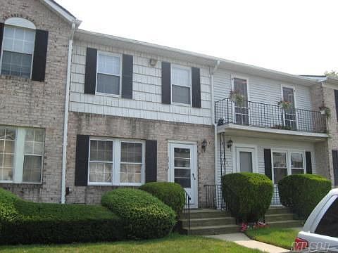 1st image of 2919 Grand Ave