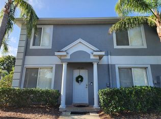 18120 Paradise Point Dr, Tampa, FL 33647