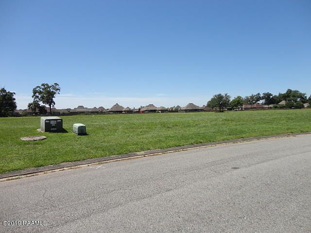 1st image of 224 Saddleback Cir