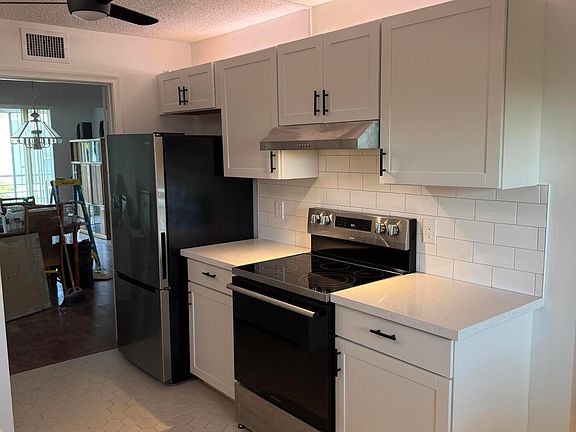 5th image of 3286 Arcara Way #313