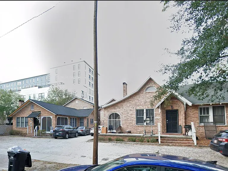 1024A SW 1st Ave — Photo 1