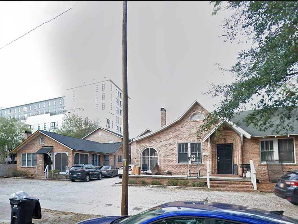 1st image of 1024A SW 1st Ave