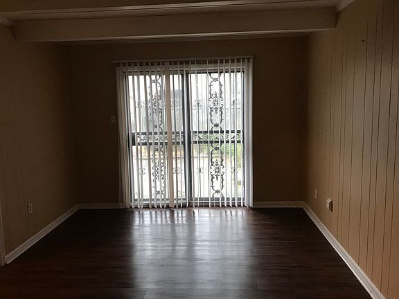 5th image of 3649 Haughton Ln #2