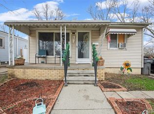 29510 Glenwood St, Inkster, MI