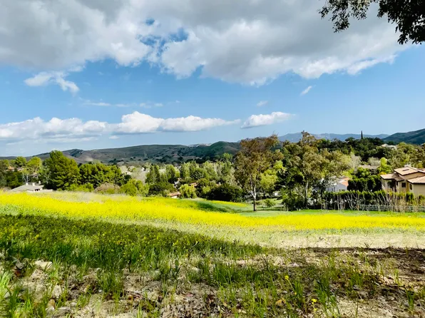 6000 Lapworth Dr, Agoura Hills, CA 91301