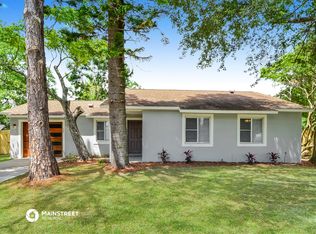 135 Wax Myrtle Ct, Sanford, FL 32773