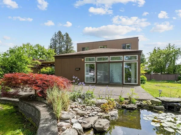 14246 102nd Ave, Surrey, BC V3T 5A5
