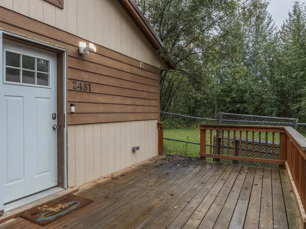 2481 Lions Rd, North Pole, AK 99705
