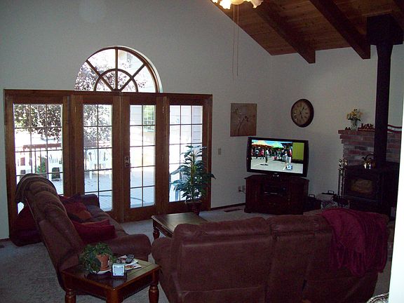 Living room to deck