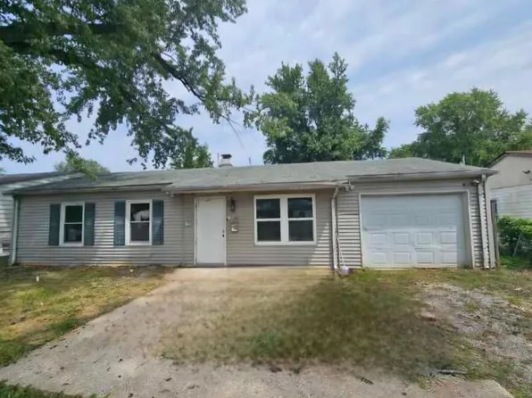 28 Westwood Dr, Cahokia, IL 62206