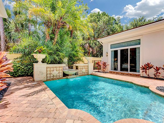 4th image of 11317 Caladium Lane