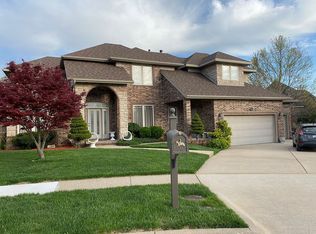 4288 E Sherwood Cir, Springfield, MO 65802
