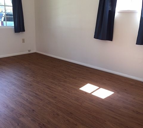 4th image of 3305 & 3307 Luna Ave