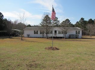 63 S Bell Rd, Swainsboro, GA 30401