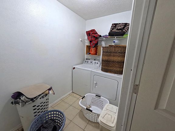 4th image of 2308 2310 W Jonquil Lane