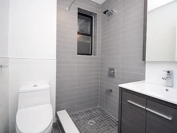 5th image of 467 W 164th St #1J
