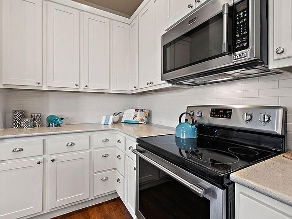 4th image of 281A Rose Dr