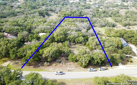 4th image of 531 River Chase Way