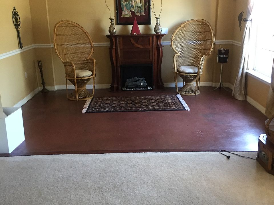 2nd image of 1106 Garrison Dr