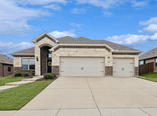 414 Oleander Dr, Fate, TX 75189
