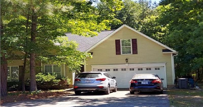 1st image of 110 Woodridge Dr
