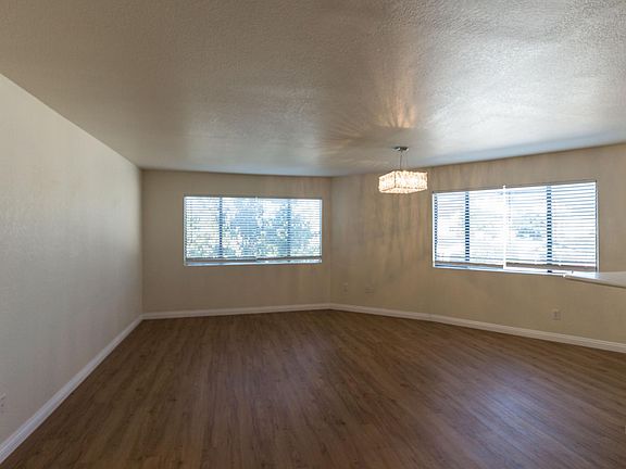 5th image of 510 S Adams St #12