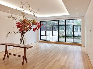 31 Charlton St, New York, NY 10014
