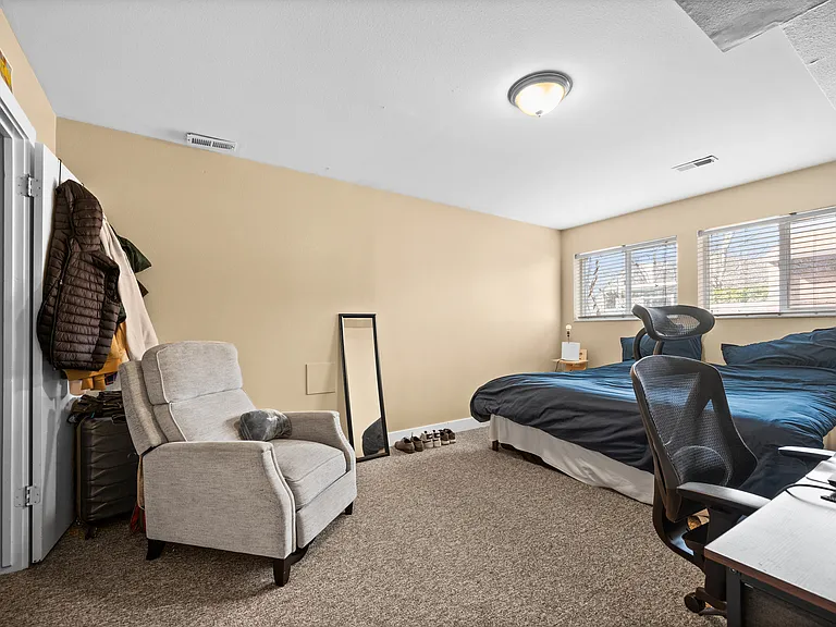 2089 E Donegal Cir #2089 — Photo 10