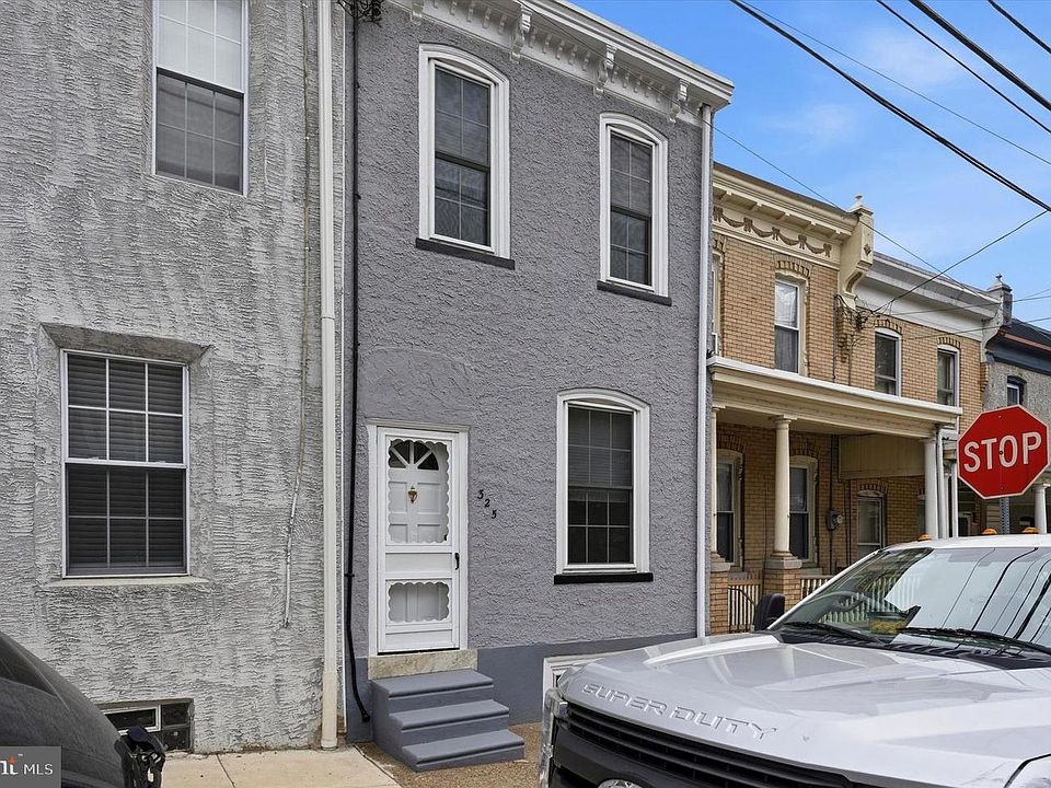 1st image of 325 Leverington Ave