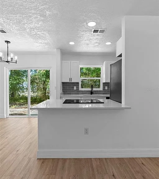2240 Conway Dr — Photo 9