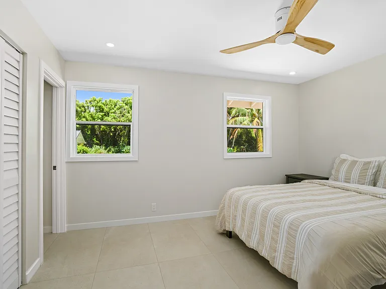 4587 Kukui St #A — Photo 4