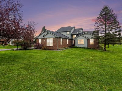 1390 Courtney Ct, Hartland, MI, 48353