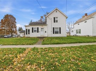 48 E Smiley Ave, Shelby, OH 44875