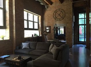 1301 W Monroe St #306, Chicago, IL 60607