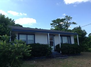 3845 Camden Rd, Fayetteville, NC 28306