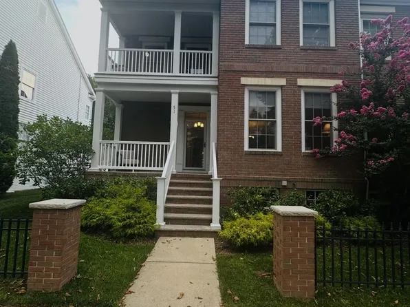 51 Malsbury St, Robbinsville, NJ 08691