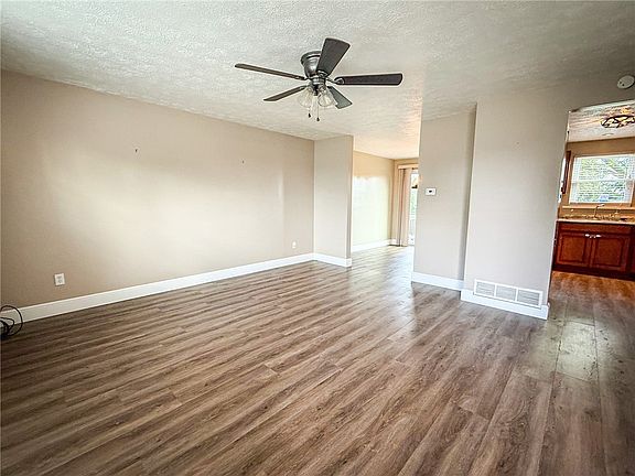 2nd image of 126 Cornell Dr