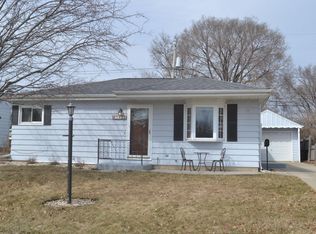 1422 Florence Ave, Racine, WI 53402
