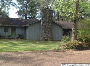 291 Katherine Dr, Grenada, MS 38901