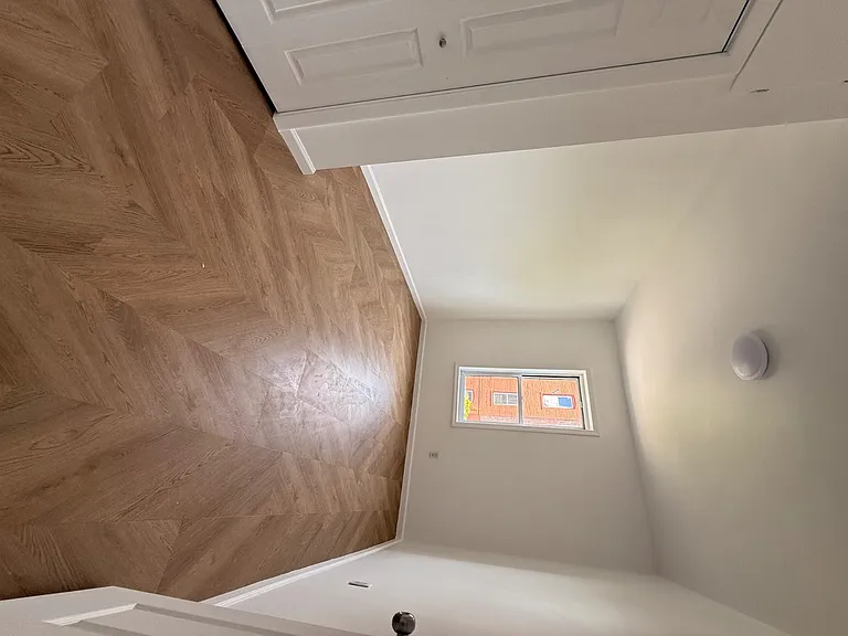 430 Pine St — Photo 7