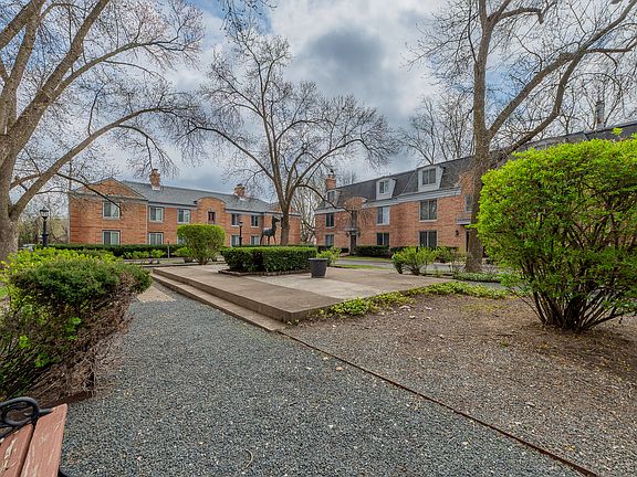 2nd image of 1499 Shermer Rd APT 203E