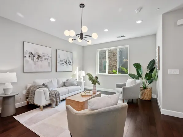 5977 Larkstone Loop, San Jose, CA 95123