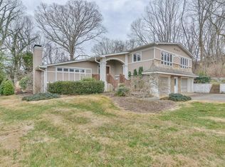 1824 Greenbriar Cir, Elizabethton, TN 37643
