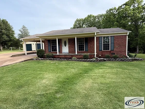 115 Massey Ave, Hollow Rock, TN 38342