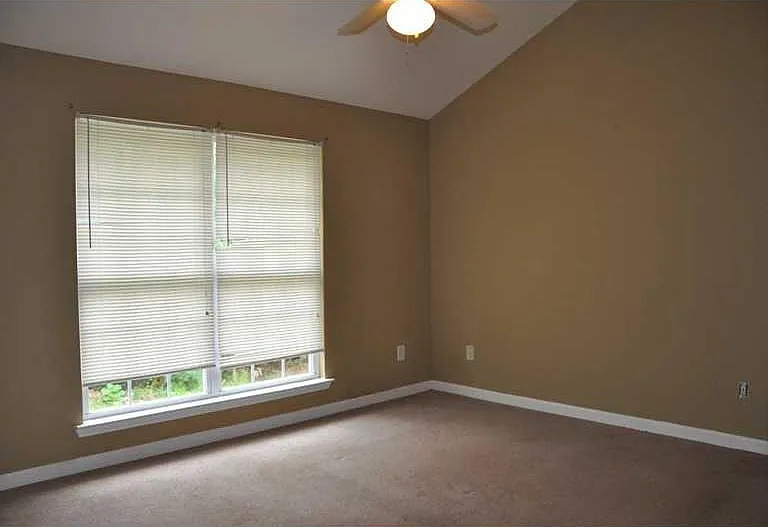 156 Red Bank Rd — Photo 4