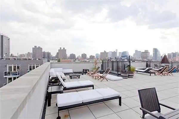Sold by Compass | media 4