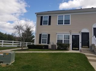 51 Prestwick Rd, Manalapan, NJ 07726