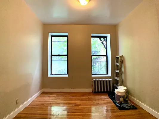 Rented by Bond New York | media 1