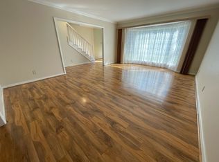 3 Banbury Ln, Chapel Hill, NC 27517