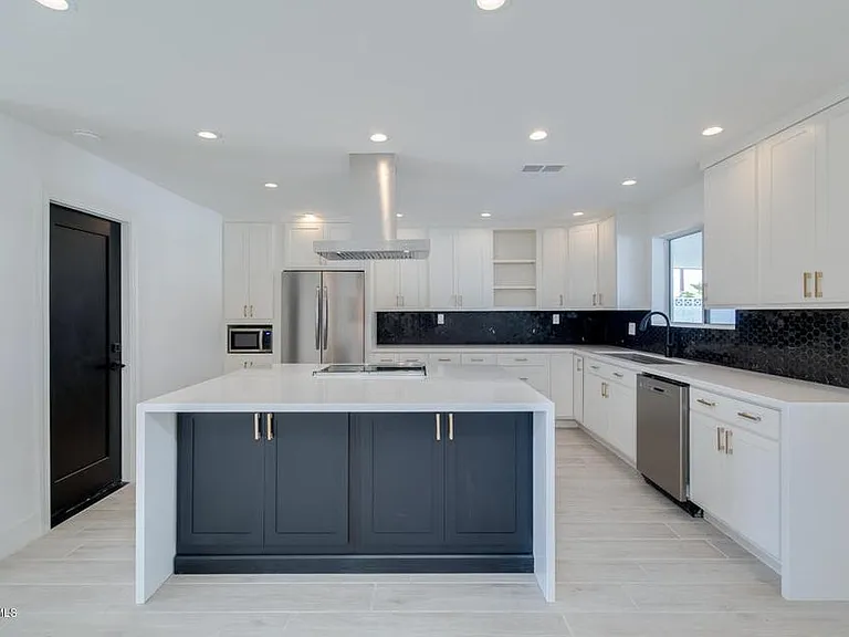 7914 E Hubbell St — Photo 9